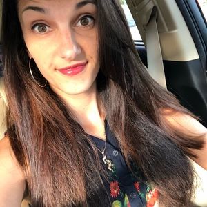 Meet your Posher, Amber